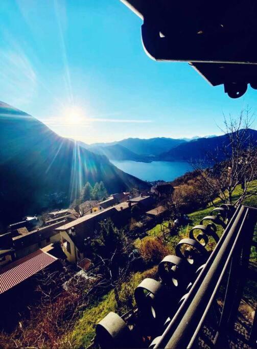 Casa Vacanze Il Pettirosso. Pisogne Exterior foto